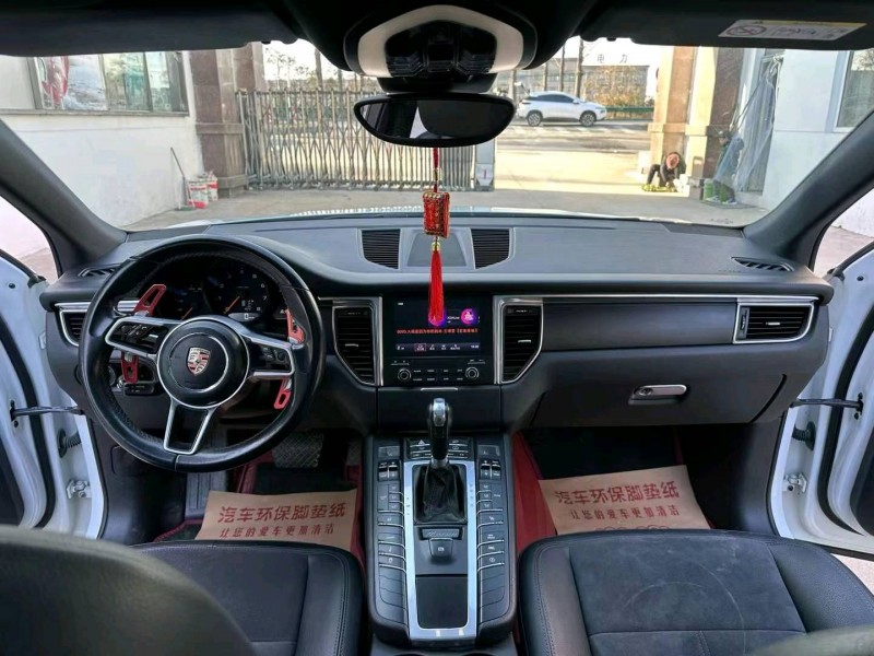 徐州17年保时捷Macan5