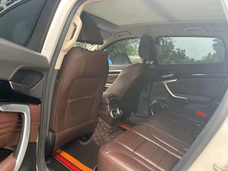 保定18年长城汽车WEY VV74