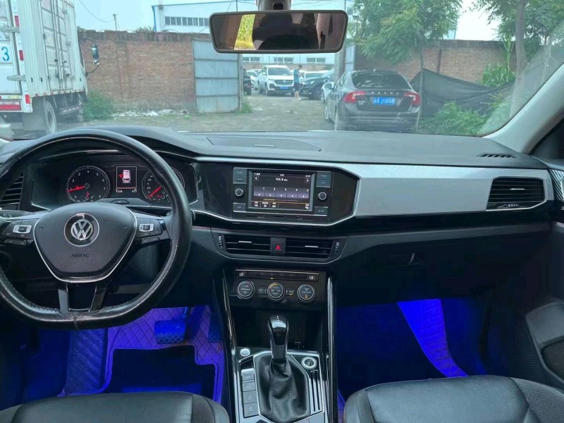 保定20年大众探岳8