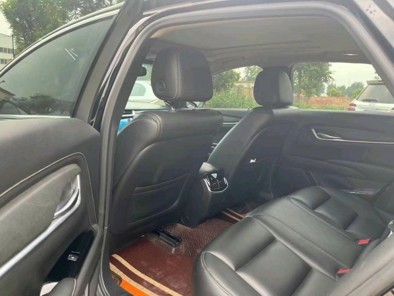 保定18年凯迪拉克XTS7