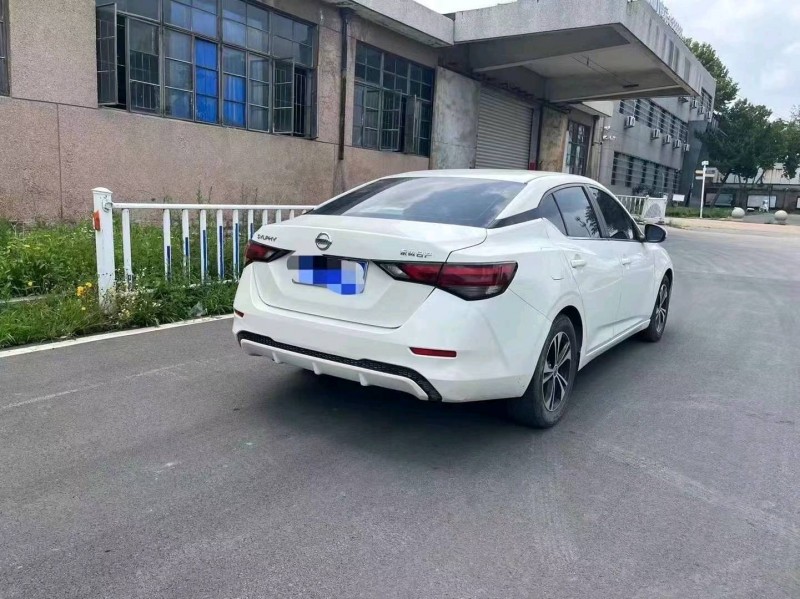 潍坊21年日产轩逸3