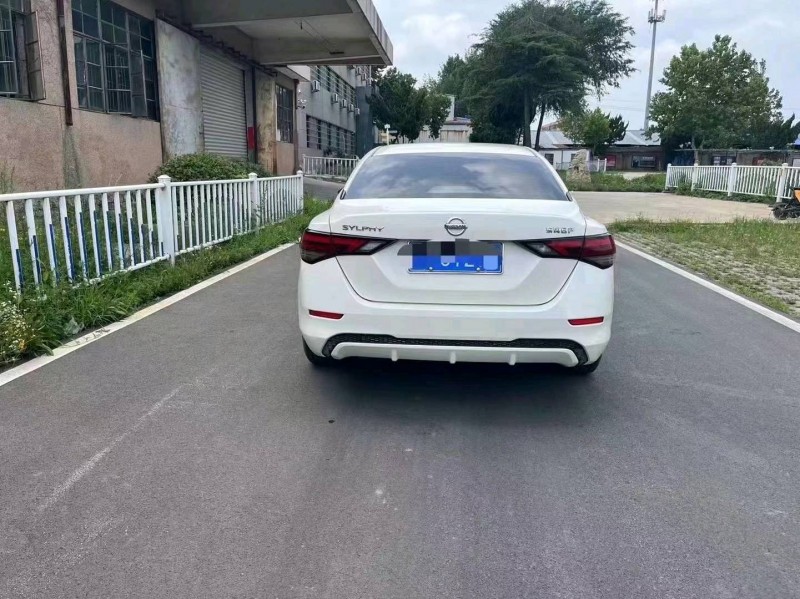 潍坊21年日产轩逸6