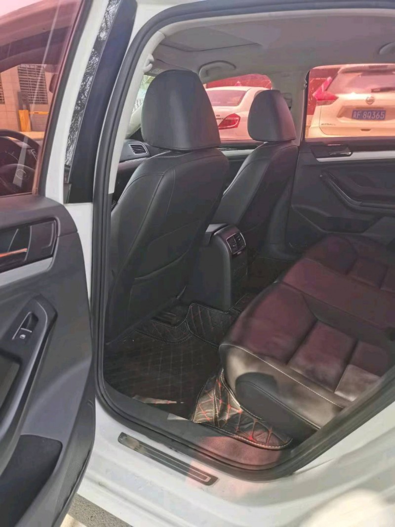 保定18年大众速腾8