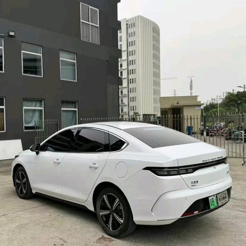 佛山23年比亚迪驱逐舰8