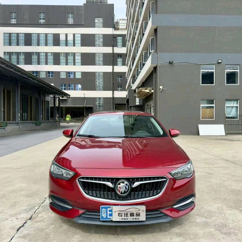 佛山18年别克君威1