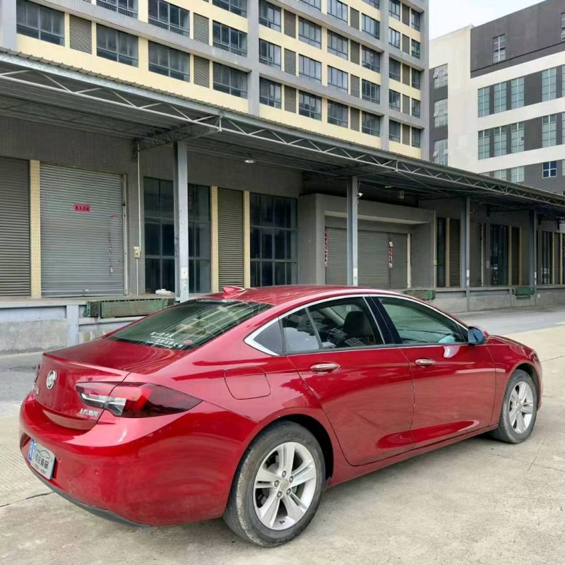 佛山18年别克君威7