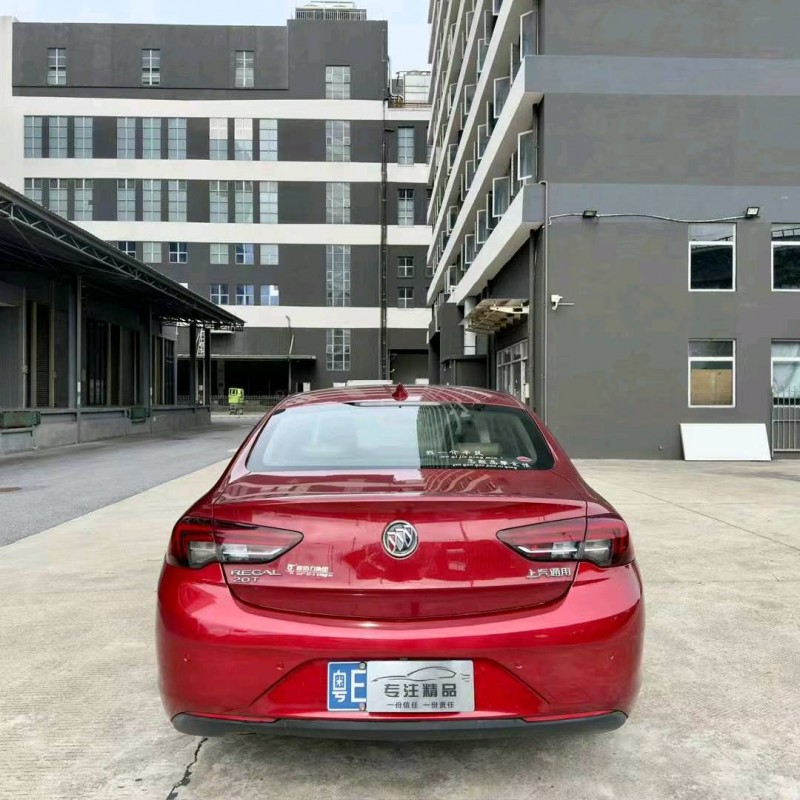 佛山18年别克君威8