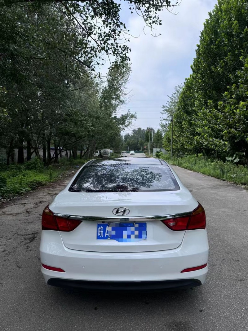 菏泽14年现代名图9
