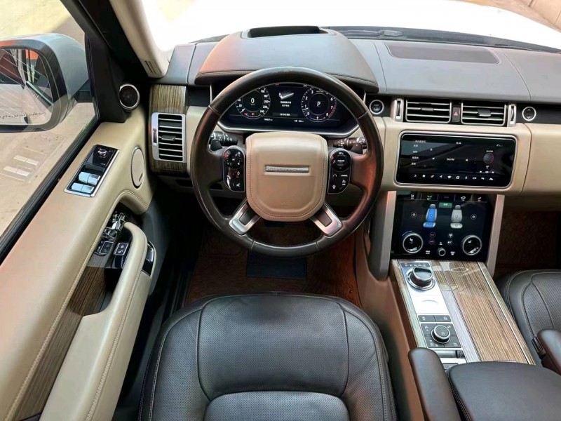 临沂17年路虎揽胜行政9