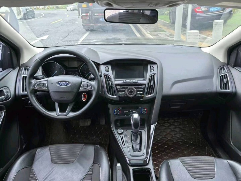 广州17年福特福克斯9