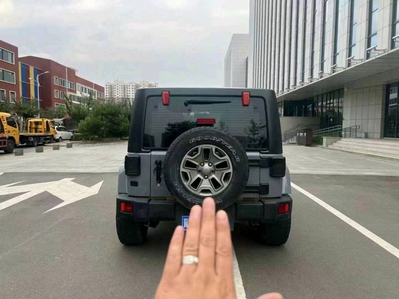 烟台15年Jeep牧马人2