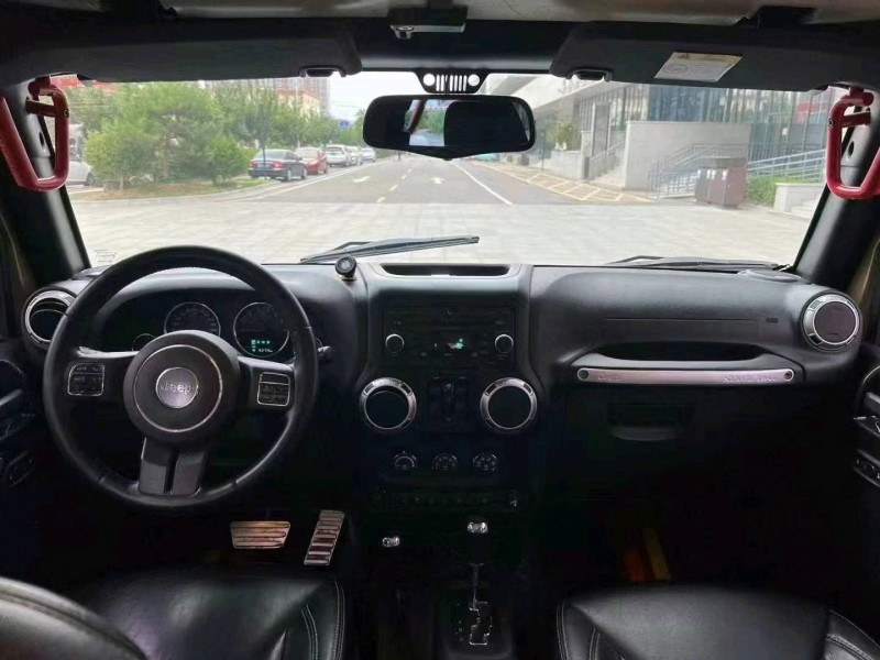 烟台15年Jeep牧马人8