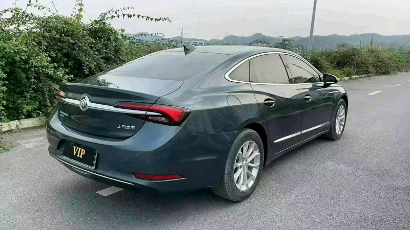 东莞21年别克君越7