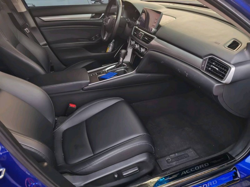 临沂19年本田雅阁6