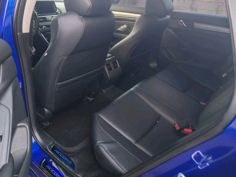 临沂19年本田雅阁8