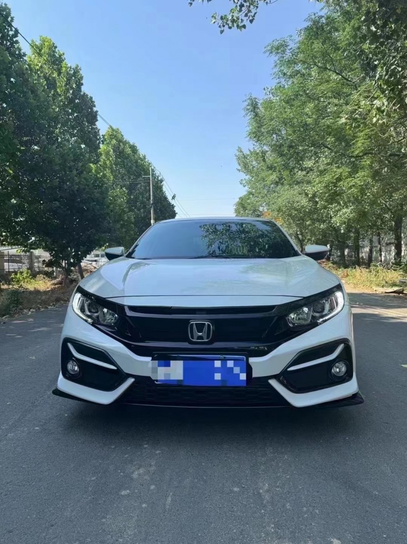 菏泽22年本田思域1