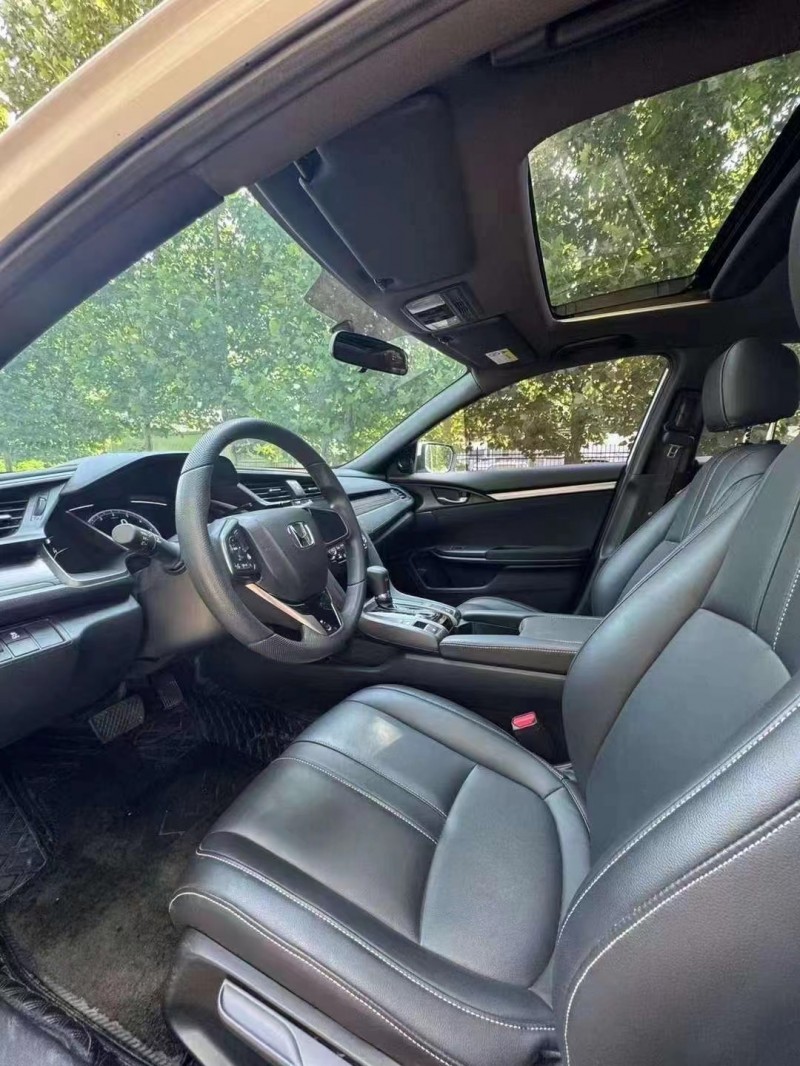 菏泽22年本田思域6