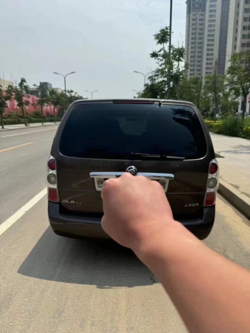 菏泽13年别克GL88