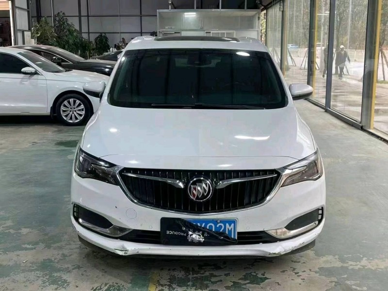 麗江19年別克GL61