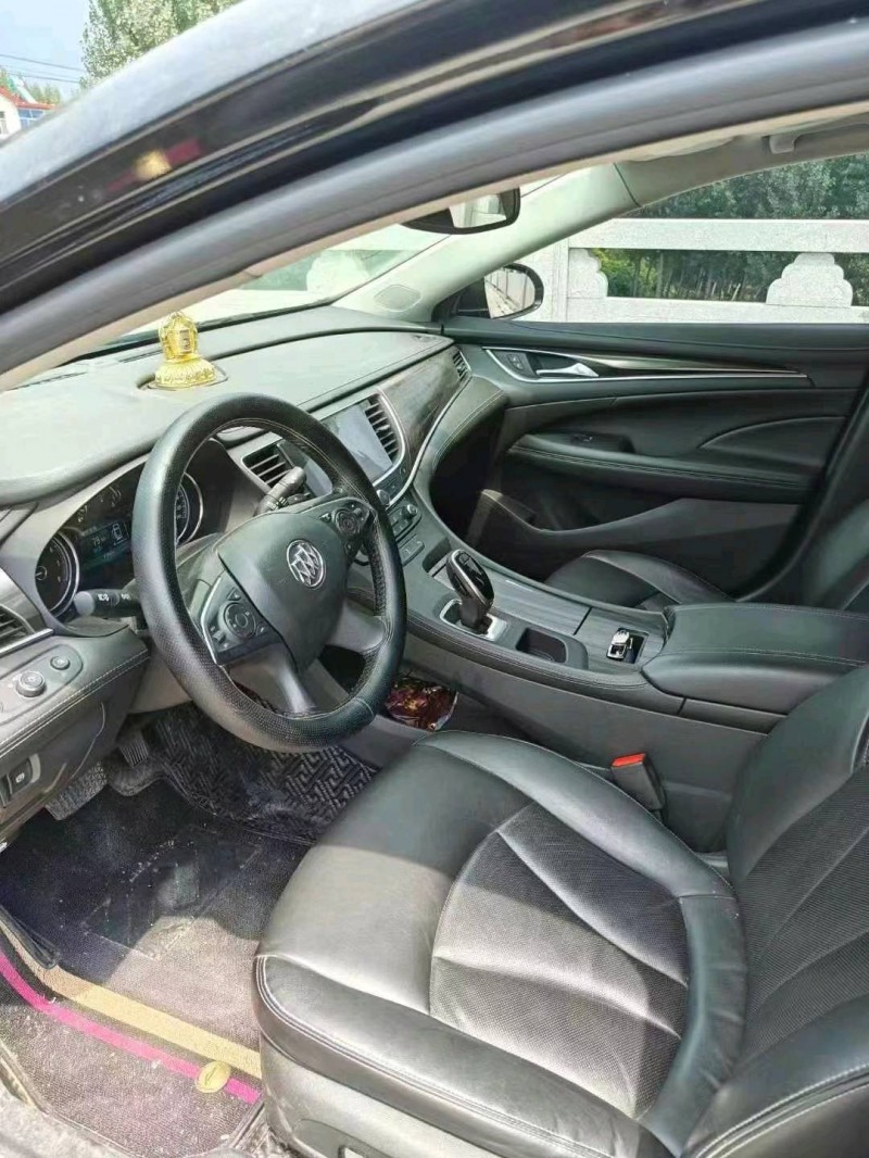 烟台19年别克君越8