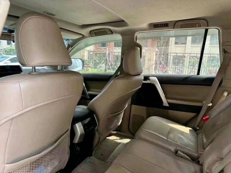 潍坊13年丰田普拉多4