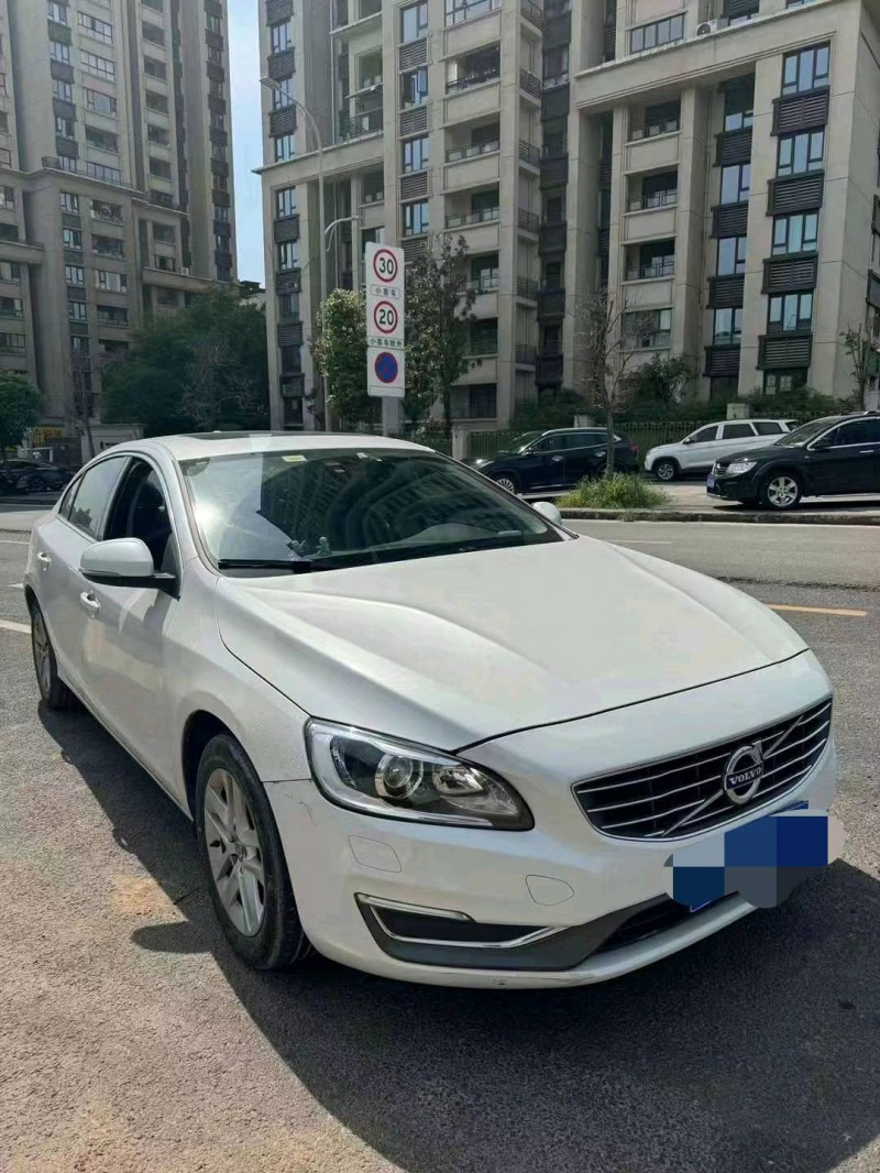 重庆16年沃尔沃S60L2
