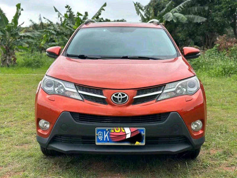 潮州14年豐田RAV4榮放1