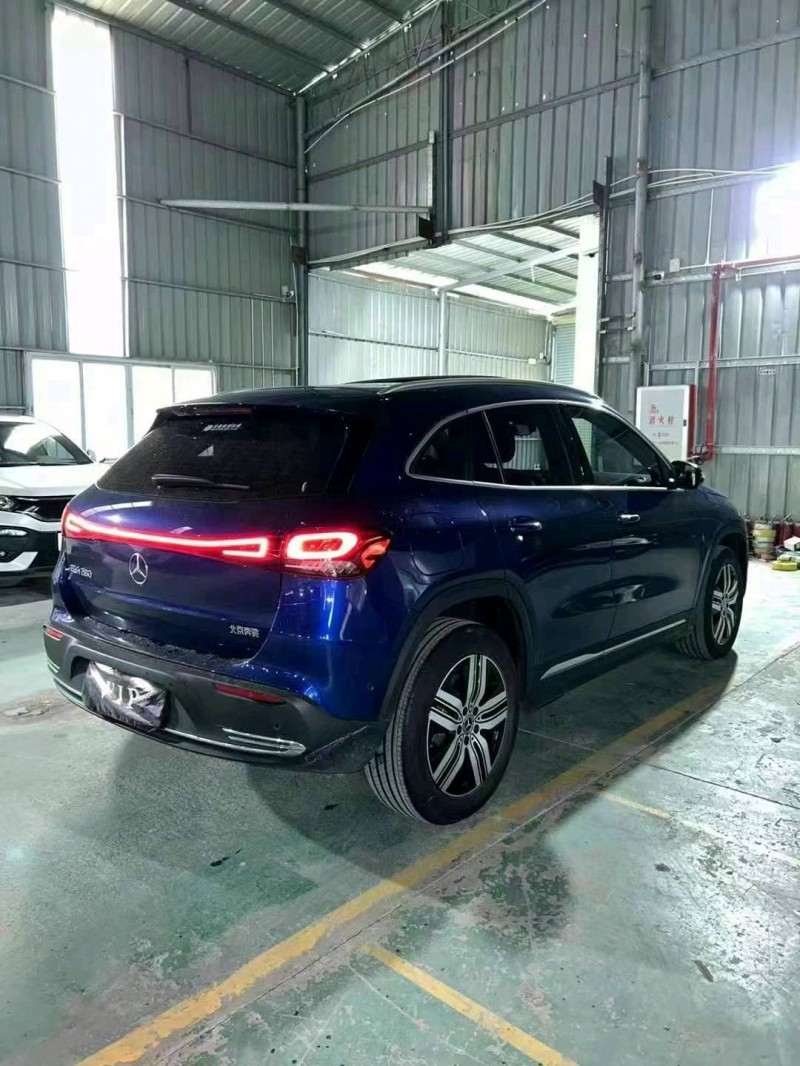 广州22年奔驰EQA4