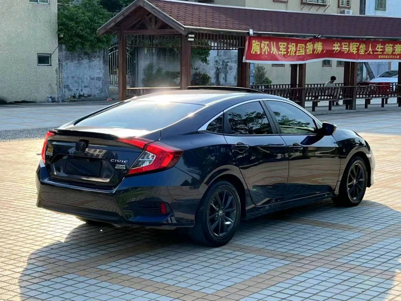 汕头22年本田思域8