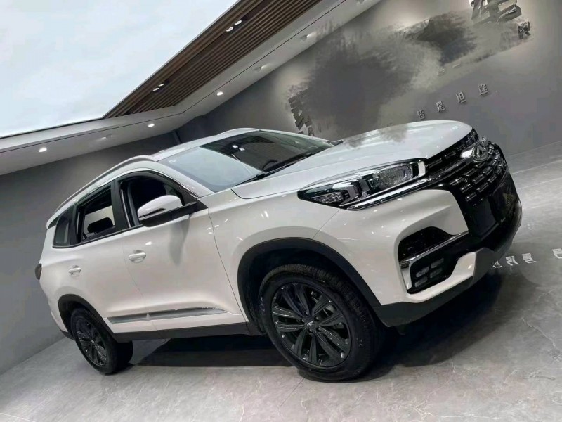 成都24年奇瑞瑞虎82