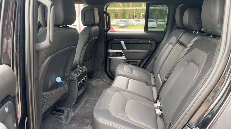 东莞23年路虎卫士3