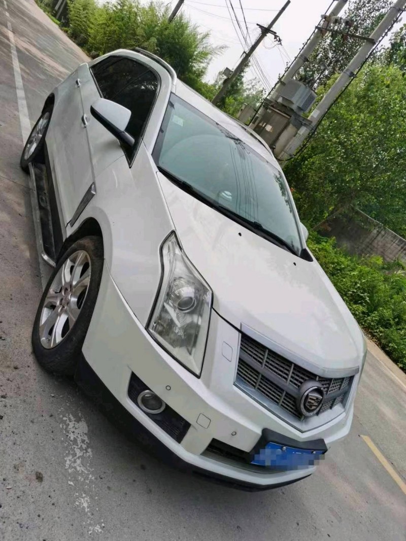 临沂15年凯迪拉克SRX3