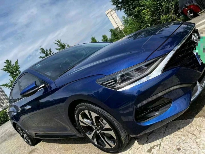 成都21年现代菲斯塔2