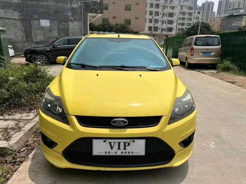 广州14年福特福克斯1