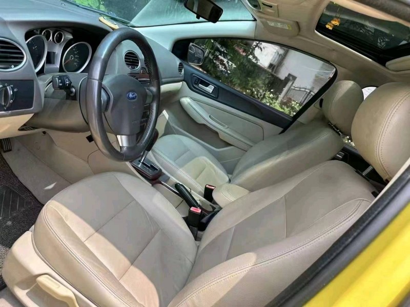 广州14年福特福克斯5