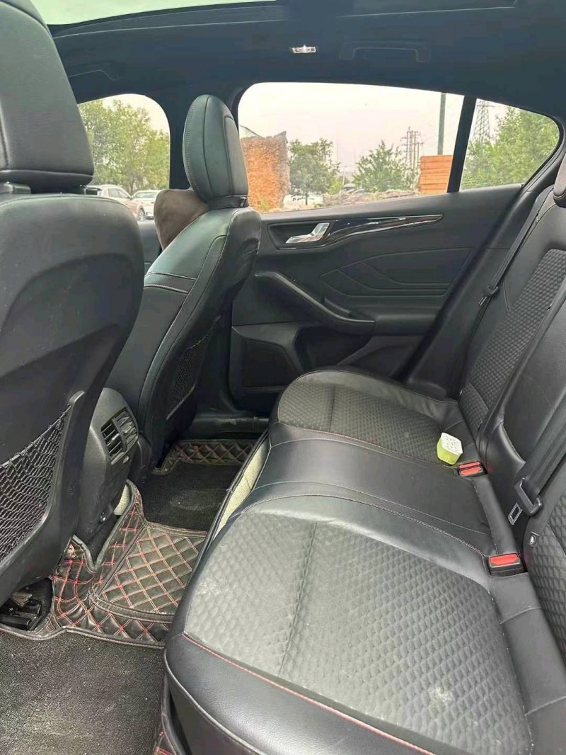 徐州21年福特福克斯4