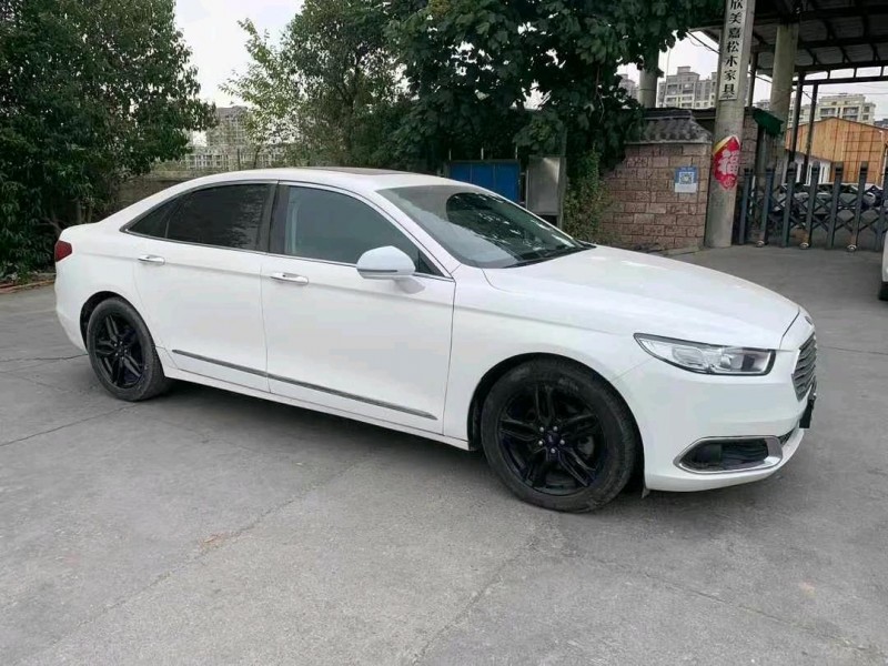 徐州17年福特金牛座2