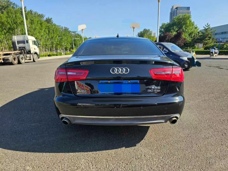 济宁15年奥迪A6L8