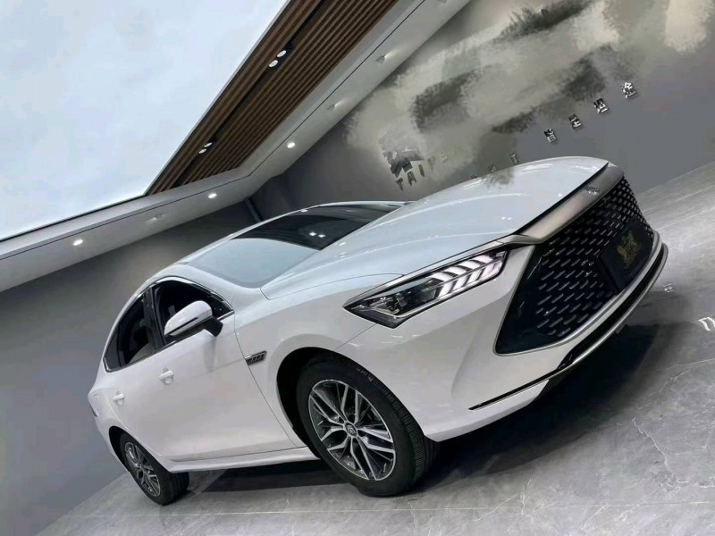 成都23年比亚迪秦1