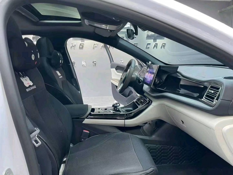 成都23年比亚迪秦5