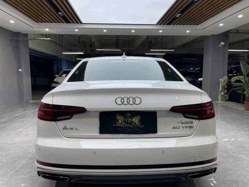 成都19年奥迪A4L9