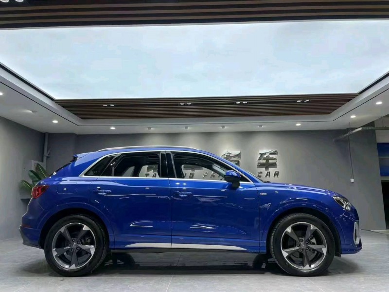 成都20年奥迪Q36