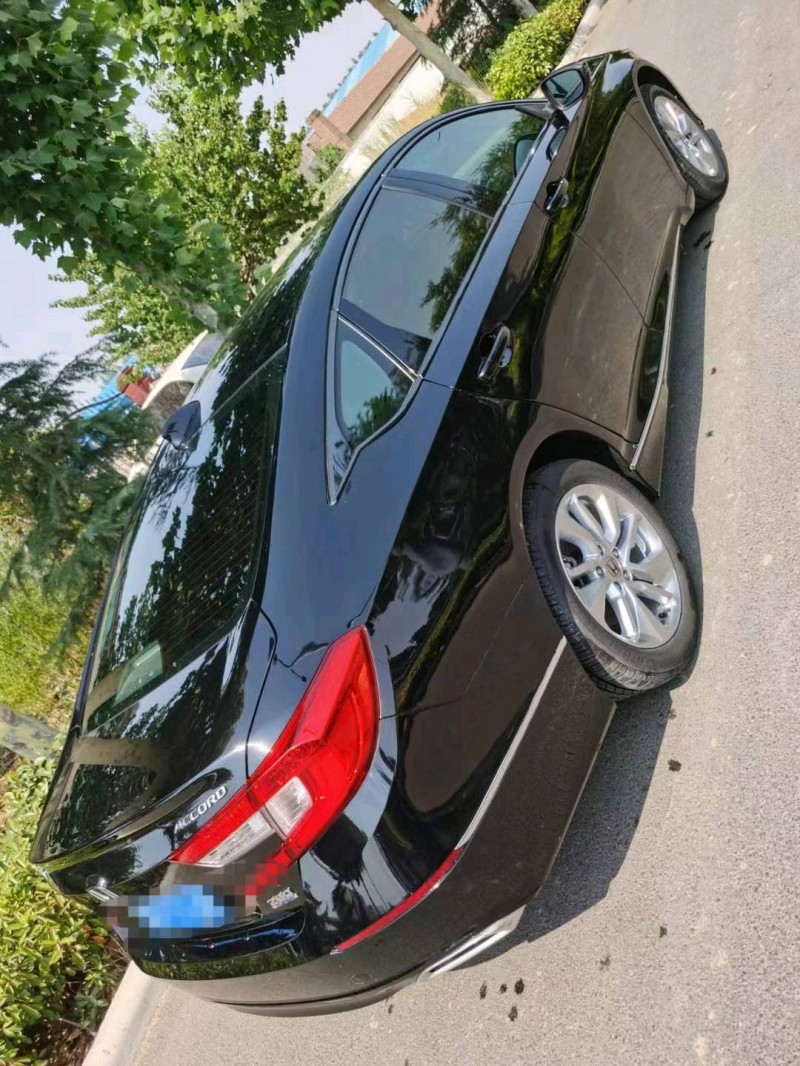 临沂21年本田雅阁7