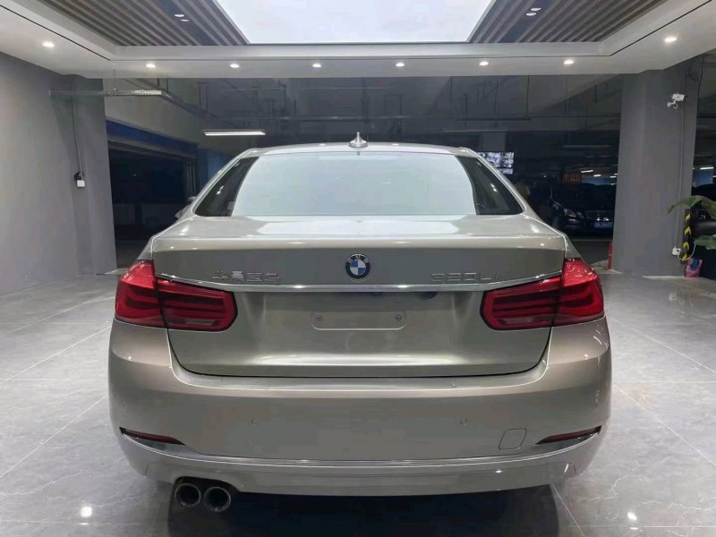 成都18年宝马3系7