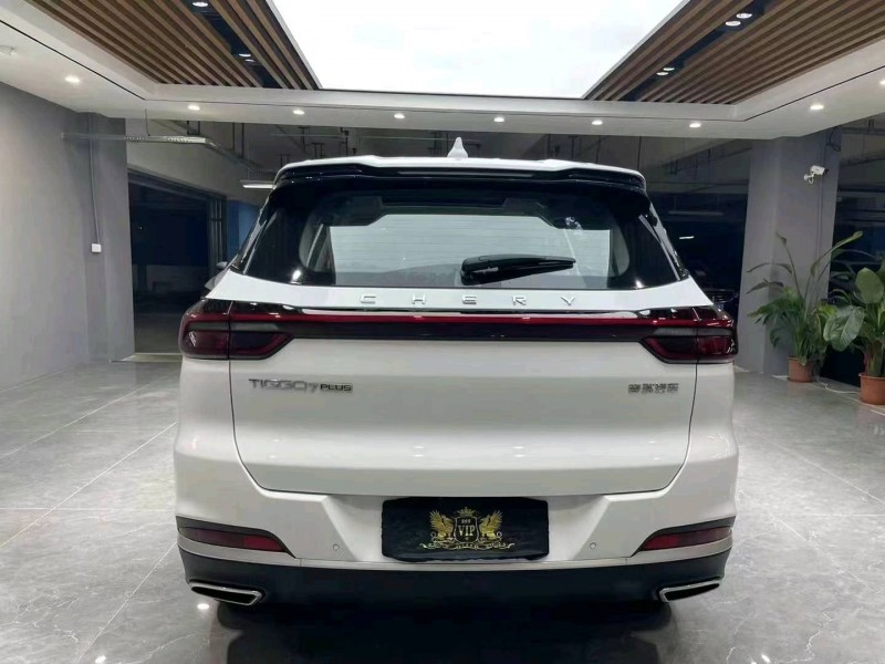 成都23年奇瑞瑞虎77