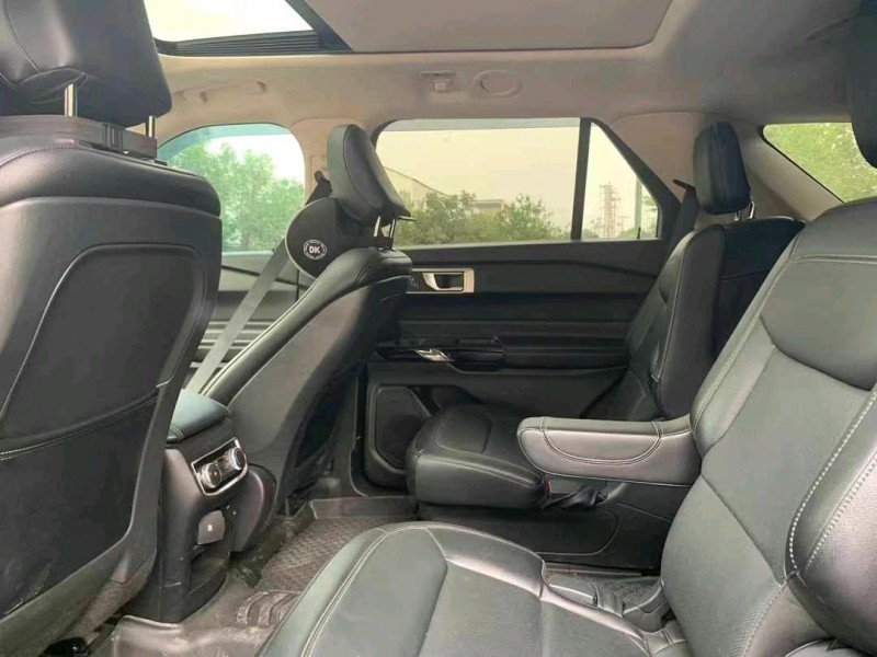 徐州20年福特探险者5