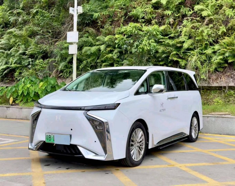深圳24年合創汽車V093