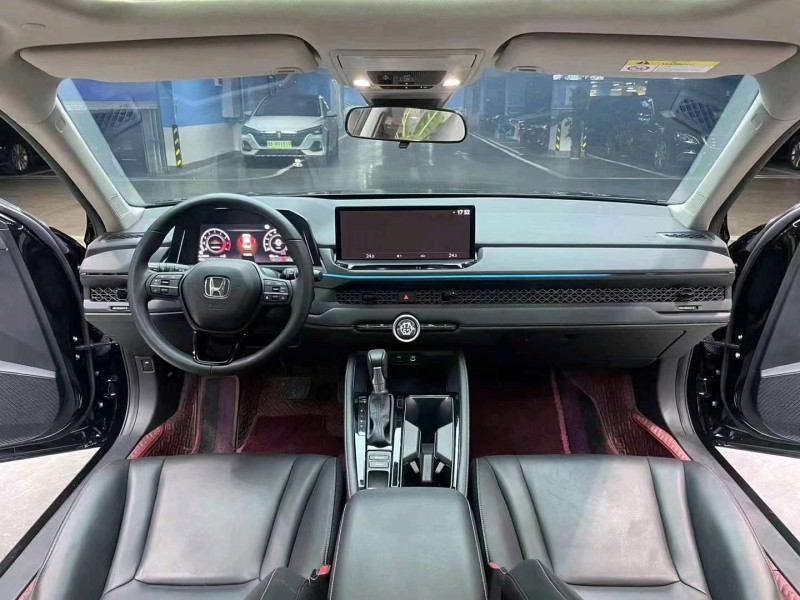 成都23年本田雅阁4