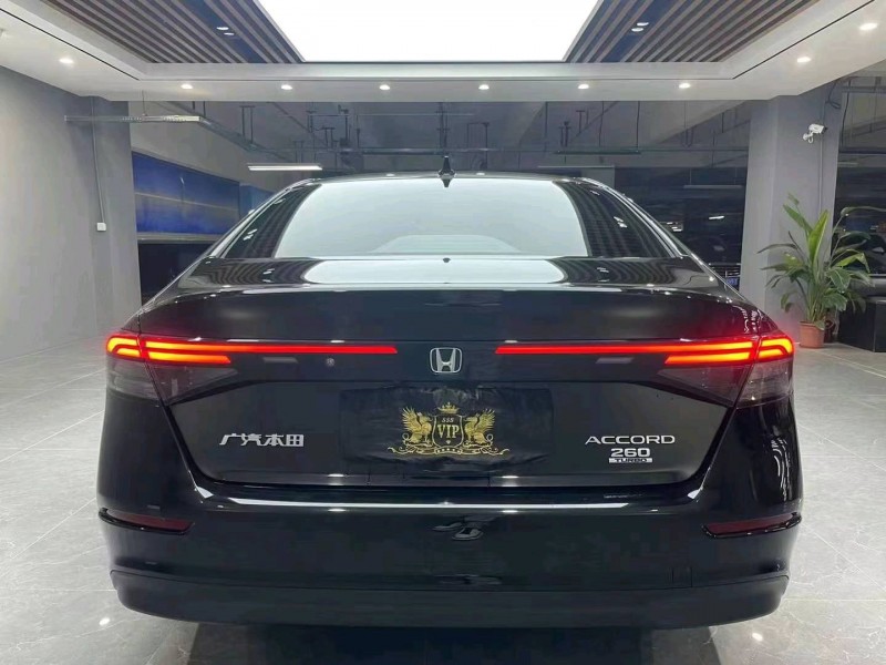 成都23年本田雅阁7