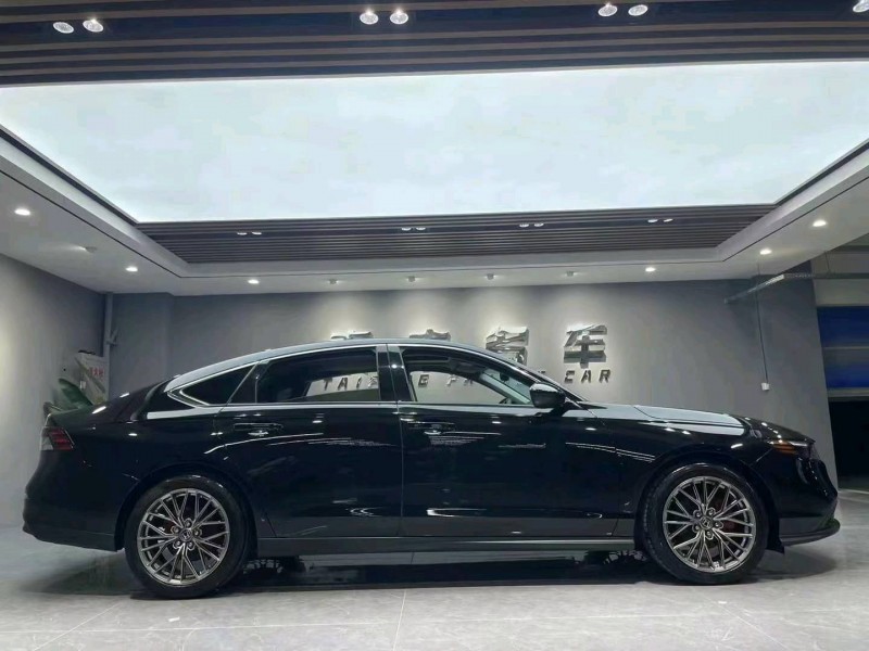 成都23年本田雅阁8